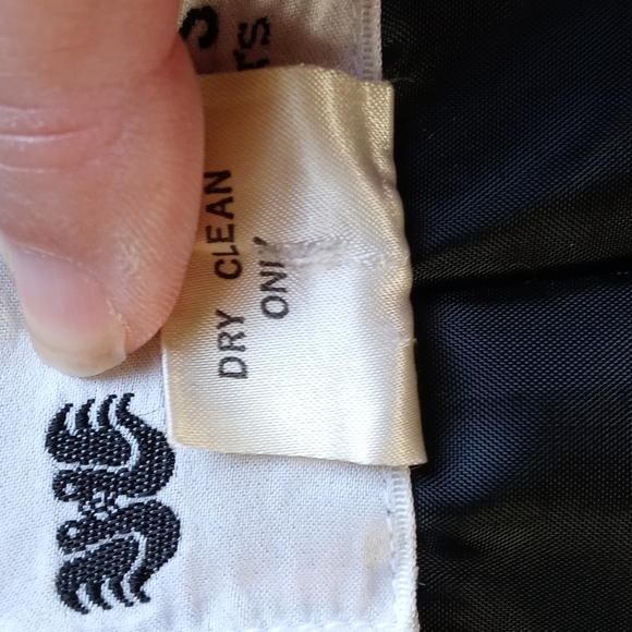 Vintage Partners from Mervyn's Velvet Blazer - Picture 6 of 6